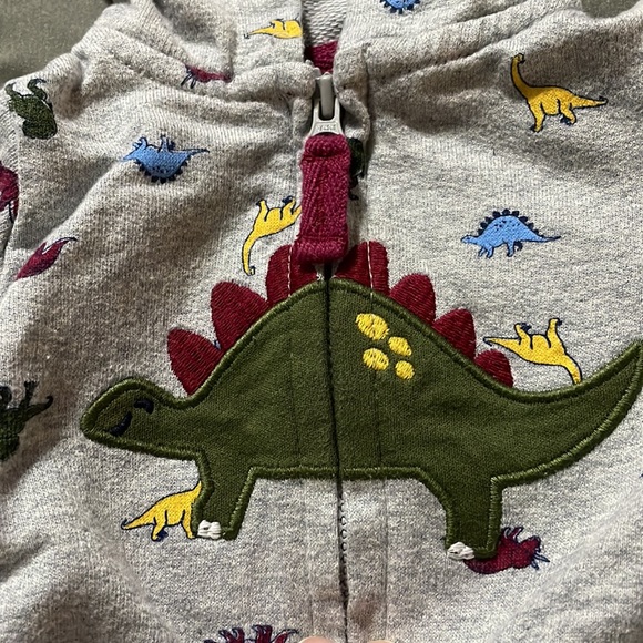 ⭐️4/$20⭐️ Dinosaur Zip-up Hoodie Newborn - Picture 5 of 5